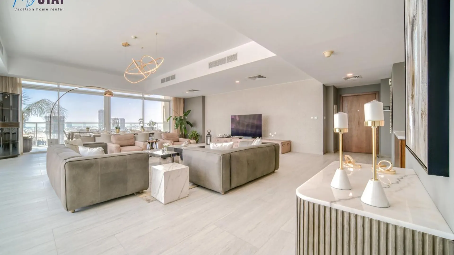 Spectacular 4Bdr With Jacuzzi Apartment Dubai