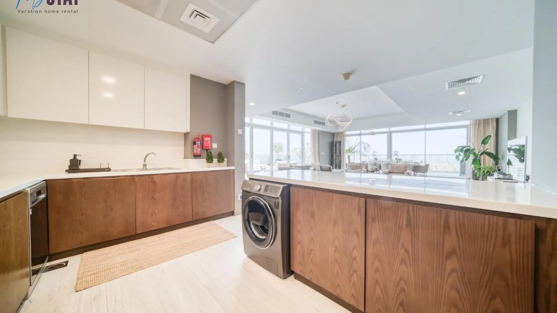 Spectacular 4Bdr With Jacuzzi Apartment Dubai