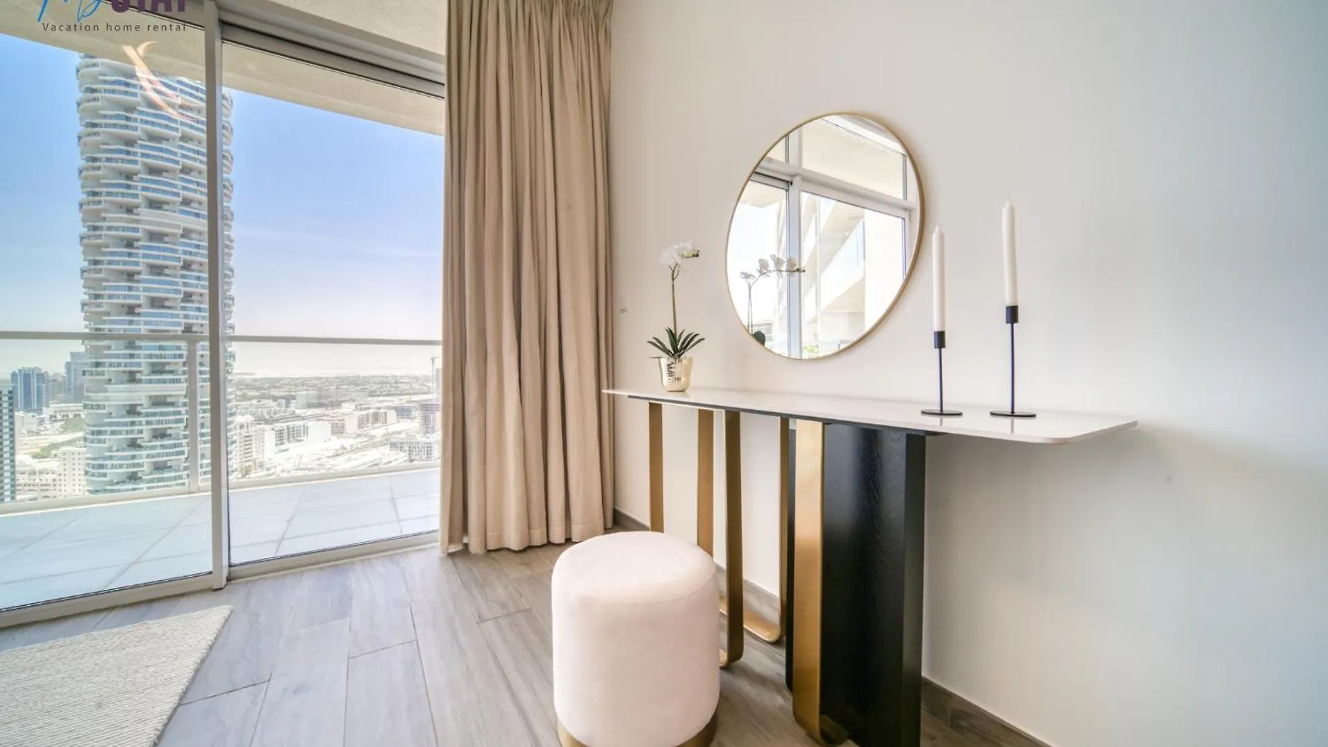 Spectacular 4Bdr With Jacuzzi Apartment Dubai