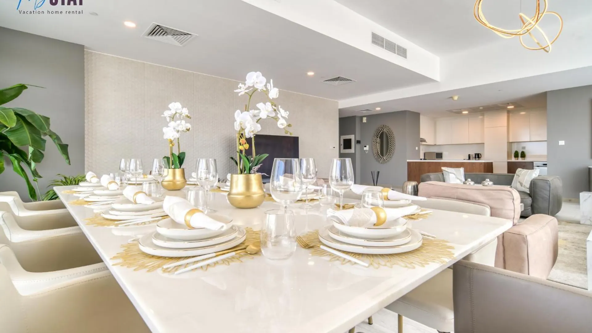 Spectacular 4Bdr With Jacuzzi Apartment Dubai